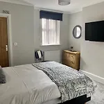 Jeffersons & Serviced (adults Only) Apart-hotel 3*