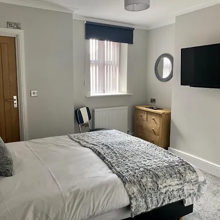 Jeffersons & Serviced (adults Only) Aparthotel 3*