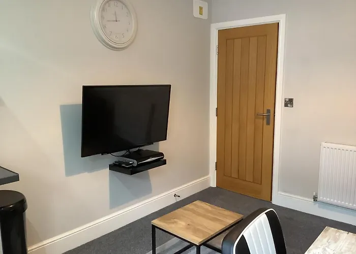 Jeffersons & Serviced (adults Only)