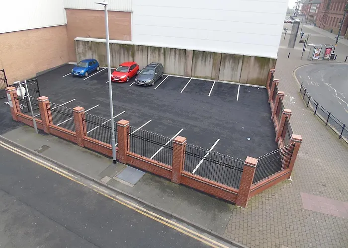 Jeffersons & Serviced (adults Only)